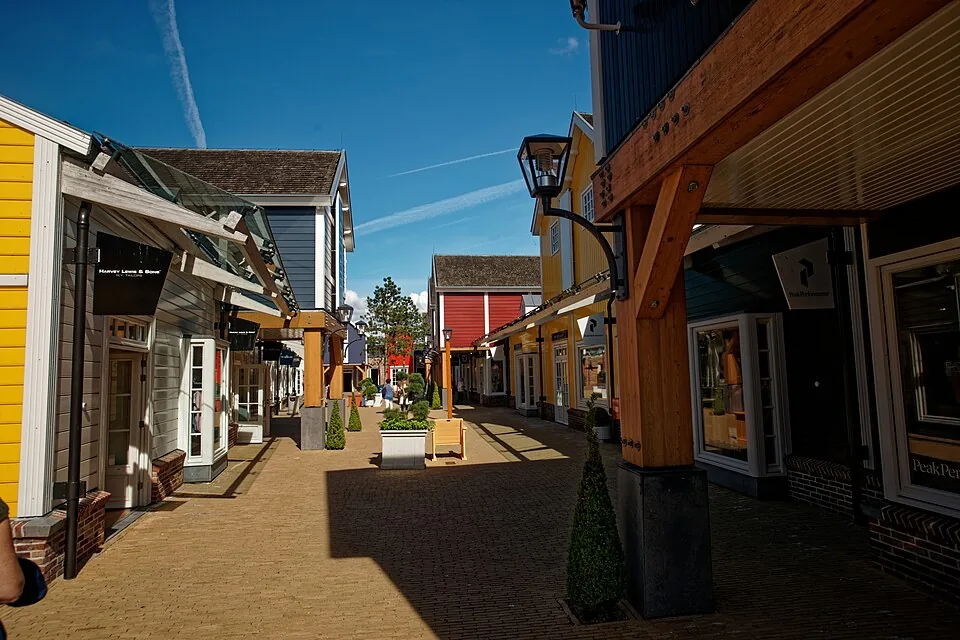 Straat in Batavia Stad in Lelystad